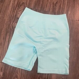 AUROLA Shorts